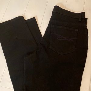 Ladies pair of black size 8 slim fit style and Company, Jean